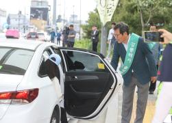 강릉솔향콜택시 이용 승하차 관광객 지원 썸네일 3
