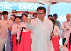 투호놀이 및 줄다리기대회 격려 썸네일 5