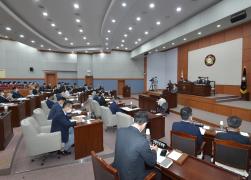 제302회 강릉시의회 임시회 제1차 본회의 썸네일 3