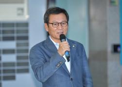 직원과 함께하는 힐링음악회 썸네일 7