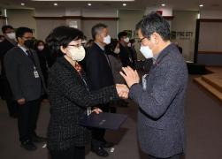 2023년 상반기 정기인사 임용장 수여식 썸네일 3