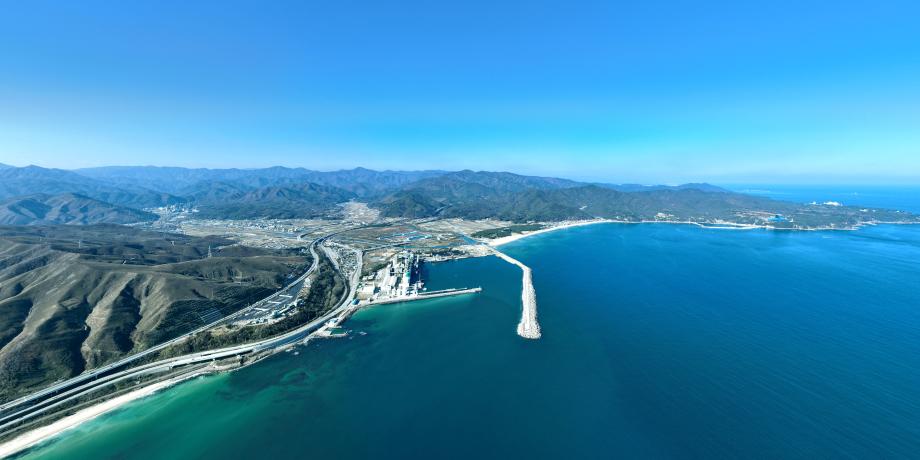 Port of Okgye in Gangneung City Paves the Way to Become a Trade Port City in the Pan-East Sea Region