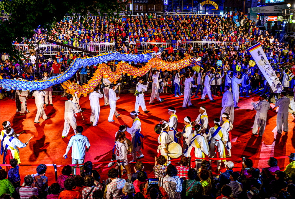 Gyeongpodae Pavilion Holding the Secret of the Five Moons 01