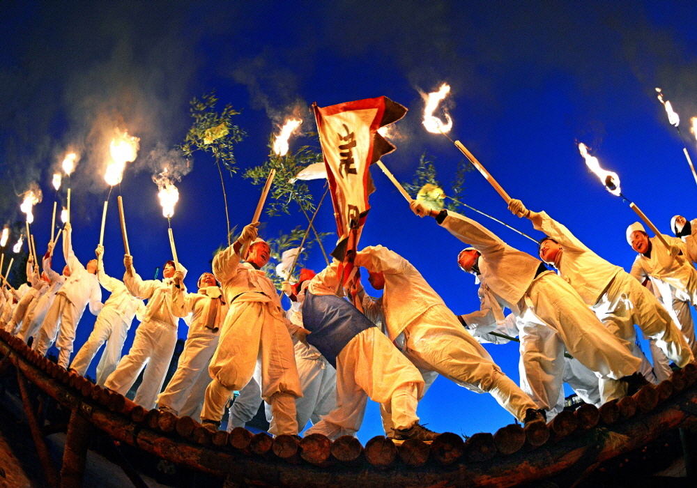 Gyeongpodae Pavilion Holding the Secret of the Five Moons 07